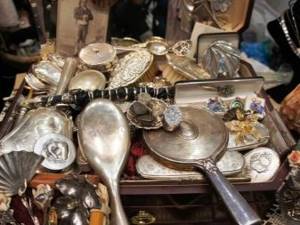 45 лет совместной жизни: какая свадьба и что подарить?