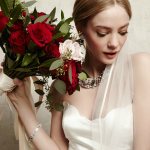 Бордовый букет невесты 3