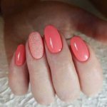 Коралловый маникюр модные идеи