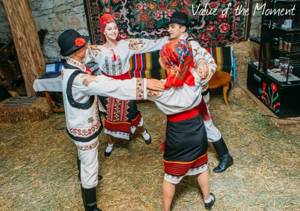 Национальный молдавский танец, Молдавия, Молдова