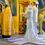 Нужно знать благоприятные даты для совершения Таинства обряда