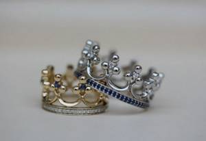 Обручальные кольца в виде короны