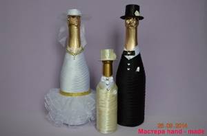 Одежда для шампанского на свадьбу своими руками из лент