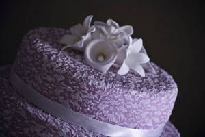 свадебный торт фиолетовый 6