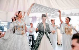вход узбекской невесты